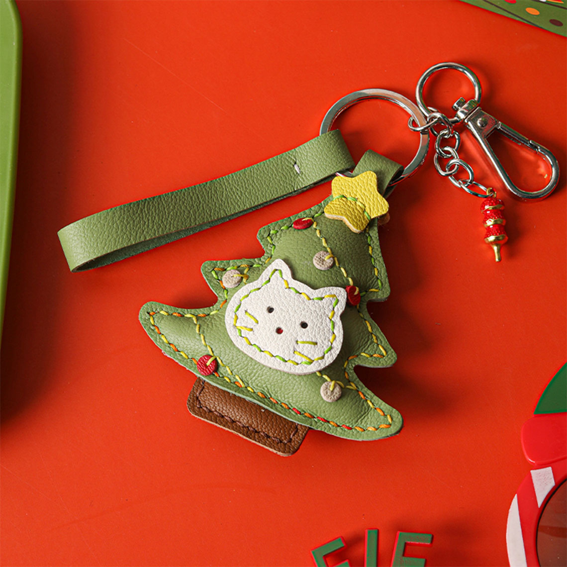 G8activist® Leather Kitty Christmas Tree Keychain DIY Kit - Image 5