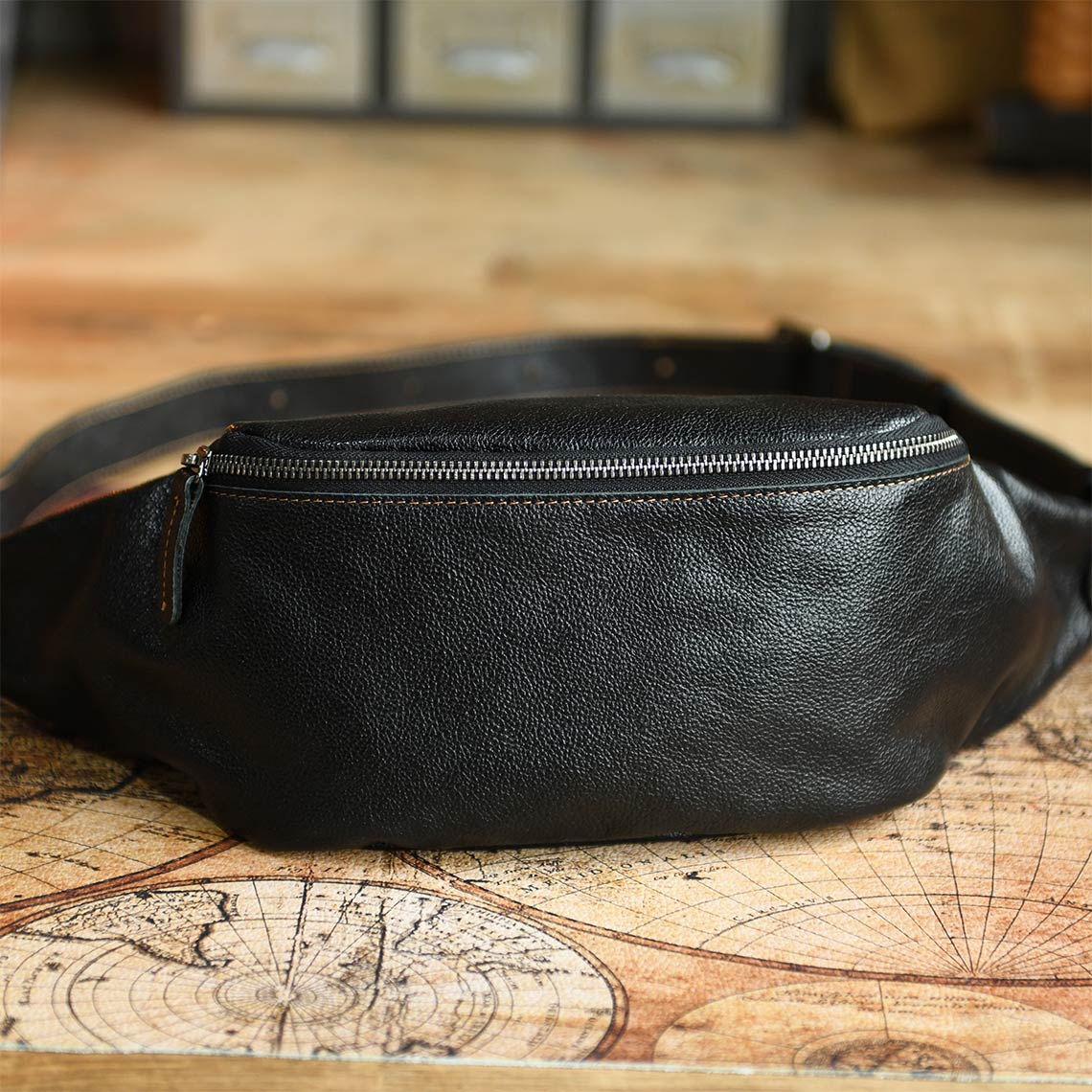 Vegetable Tanned Leather Men Fanny Pack Bag - Image 10