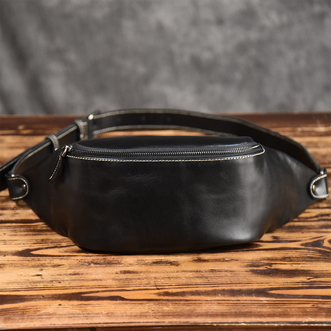 Vegetable Tanned Leather Men Fanny Pack Bag - Image 12