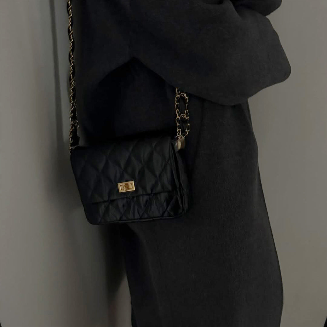 Top Grain Leather Chic Quilted Flap Bag - Image 9