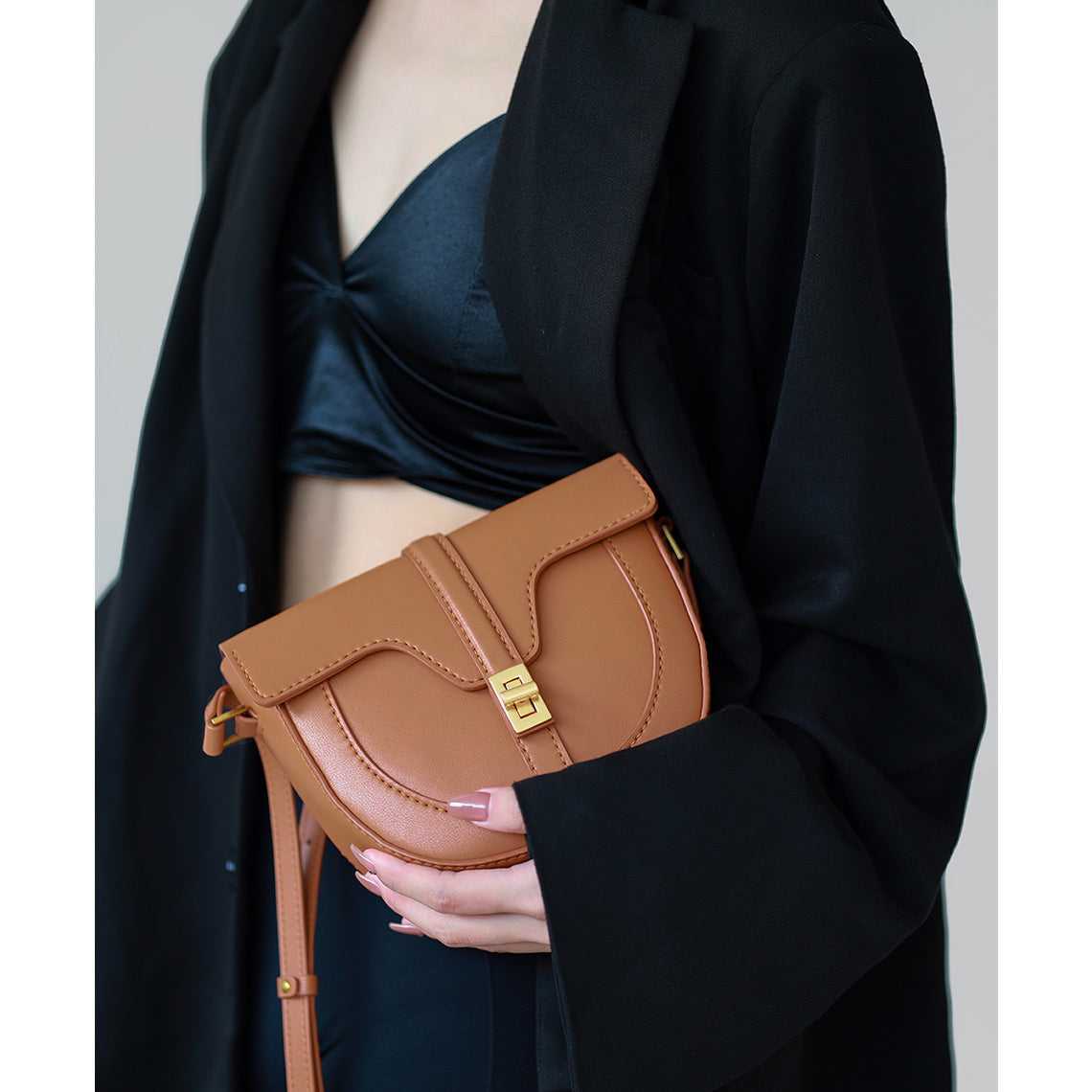 G8activist® Leather Soft 16 Saddle Bag DIY Kit - Image 10