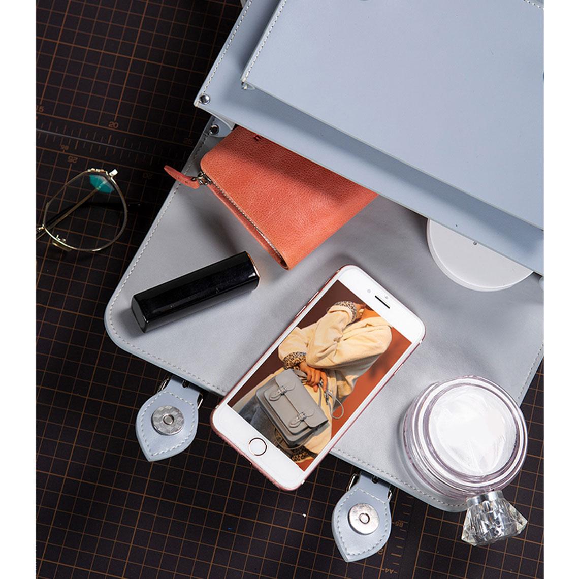 G8activist® Lady Leather Fashion Crossbody Satchel Bag DIY Kit - Image 2